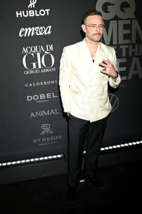 November 21, 2024, Mexico City, Ciudad de Mexico, Mexico: Luis Ernesto Franco attends the black carpet for GQ Men Of The Year awards at Fronton Bucareli. on November 21, 2024 in Mexico City, Mexico. Mexico City Mexico - ZUMAe321 20241121_zea_e321_027 Copyright: xCarlosxTischler xEyepixxGroupx