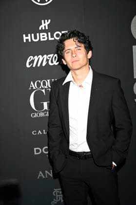 November 21, 2024, Mexico City, Ciudad de Mexico, Mexico: Alexis Omman attends the black carpet for GQ Men Of The Year awards at Fronton Bucareli. on November 21, 2024 in Mexico City, Mexico. Mexico City Mexico - ZUMAe321 20241121_zea_e321_097 Copyright: xCarlosxTischler xEyepixxGroupx