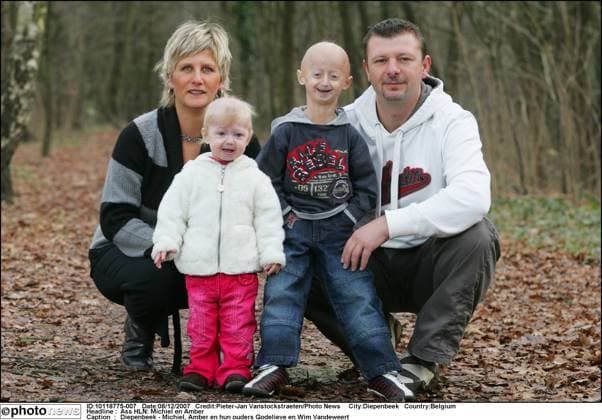 Ass HLN: Michiel en Amber Diepenbeek - Michiel, Amber en hun ouders Godelieve en Wim Vandeweert Diepenbeek Belgium  Copyright: xPieter-JanxVanstockstraetenx