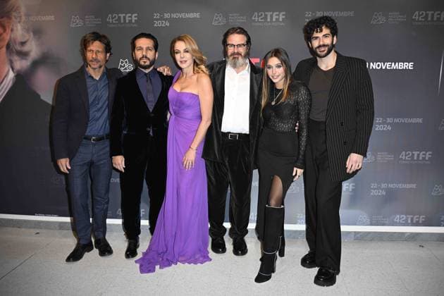 Entertainment Themen der Woche KW47 Entertainment Bilder des Tages Turin: Turin, 42nd Turin Film Festival, RED CARPET of the film The Body In the photo: Roberto Prova, Giuseppe Battista, Amanda Camapana, Andrea Sartoretti, Andrea Di Luigi, Claudia Gerini Turin  - ZUMAp169 20241123_zea_p169_707 Copyright: xDxAvanzo Mangiarottix