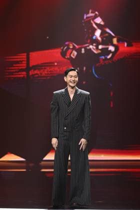 61st Taiwan Film Golden Horse Awards TAIPEI, CHINA - NOVEMBER 24, 2024 - Actors receive trophies at the 61st Taiwan Film Golden Horse Awards in Taipei, Taiwan province, China, Nov 24, 2024. Taipei Taiwan China  Copyright: xCFOTOx i1732415664612