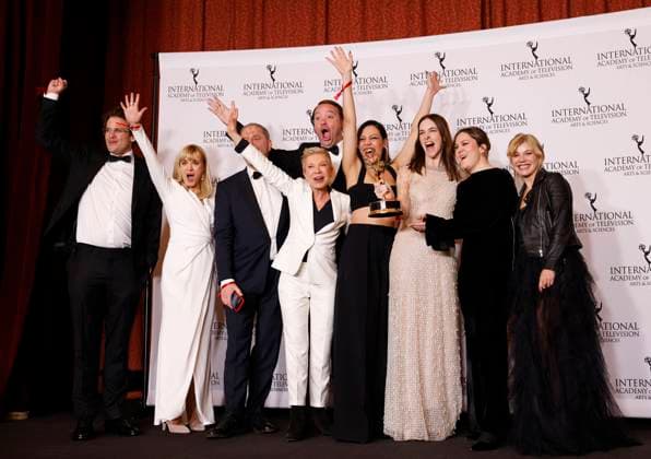 Entertainment Themen der Woche KW48 Bilder des Jahres 2024, Entertainment 11 November Entertainment Bilder des Tages German director Isabel Kleefeld (C), producer Friedrich Oetker (L-C) and castmembers pose with the TV Movie Mini-Series award for Liebes Kind Dear Child in the press room at the 52nd International Emmy Awards at New York Hilton Midtown in New York City on Monday, November 25, 2024.  NYP20241125183 JohnxAngelillo