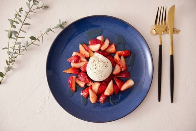 Burrata mozzarella dish AFLO264386296  , 264386296.jpg,