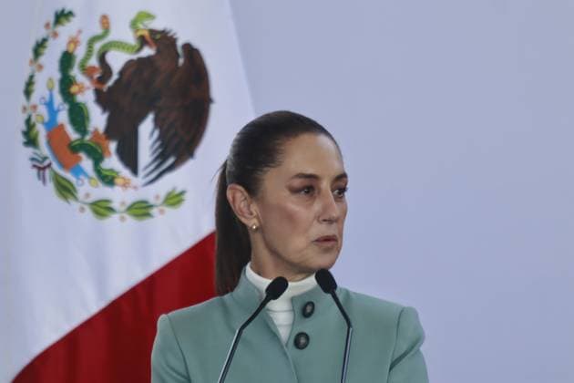Claudia Sheinbaum Pardo, President of Mexico, speaks during the National Agreement for the Human Right to Water and Sustainability, held at the Ecological Park of Xochimilco. on November 25, 2024 in Mexico City, Mexico. Mexico City Mexico - ZUMAe321 20241125_zia_e321_004 Copyright: xCarlosxSantiagox