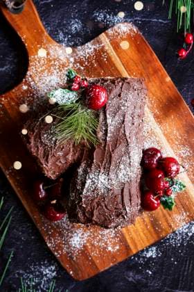 Buche de Noel Christmas Yule Log Cake. Buche de Noel Christmas Yule Log Cake. Copyright: xMilleflorexImagesx MIL120824-3