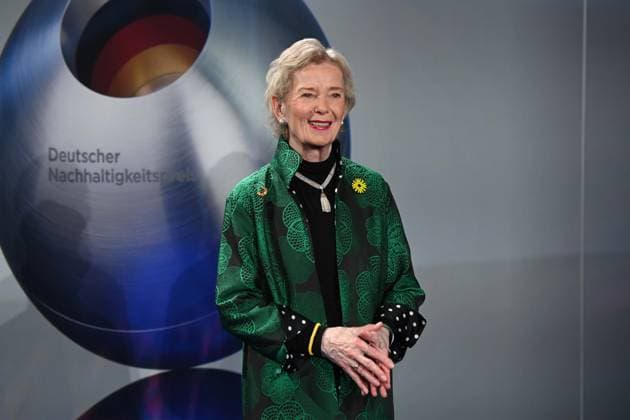 Mary ROBINSON, UN Hochkommissarin fuer Menschenrechte Roter Teppich, Red Carpet Show, Ankunft, arrival, Verleihung Deutscher Nachhaltigkeitspreis in Duesseldorf am 28.11.2024.