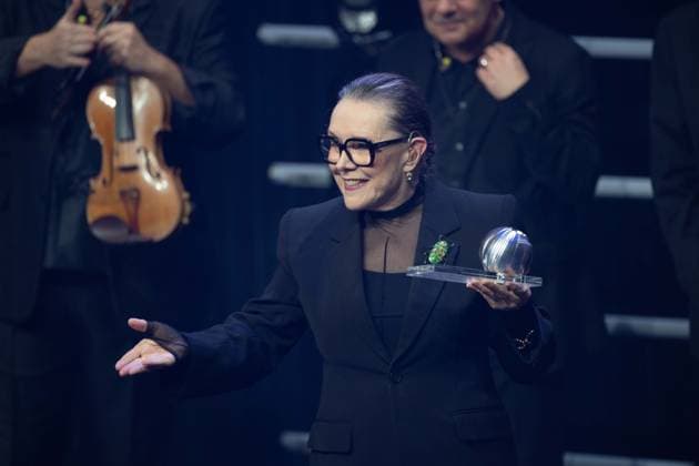 Dani KLEIN, Saengerin, Musikerin, mit dem Deutschen Nachhaltigkeitspreis, Verleihung Deutscher Nachhaltigkeitspreis in Duesseldorf am 28.11.2024.
