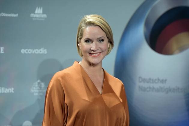 Deutscher Nachhaltigkeitspreis 2024 am 28.11.2024 im Maritim Hotel in Düsseldorf Judith Rakers ( Journalistin und Fernsehmoderatorin )
