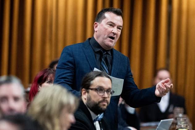 November 28, 2024, Ottawa, On, Canada: Bloc Quo bo cois MP and House Leader of the Bloc Quo bo cois Alain Therrien rises during Question Period in the House of Commons on Parliament Hill in Ottawa, on Thursday, Nov. 28, 2024. Ottawa Canada  - ZUMAc35_ 20241128_zaf_c35_073 Copyright: xSpencerxColbyx