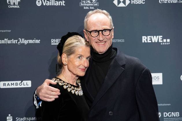 Matteo THUN, Architekt, mit Ehefrau Susanne Verleihung Deutscher Nachhaltigkeitspreis in Duesseldorf am 29.11.2024.