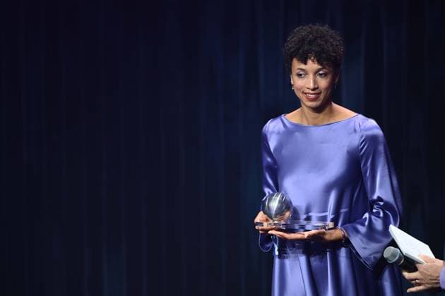 Malaika MIHAMBO, Weitspringerin, erhaelt den Ehrenpreis des Deutschen Nachhaltigkeitspreis, Verleihung Deutscher Nachhaltigkeitspreis in Duesseldorf am 29.11.2024.