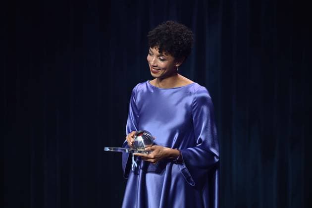 Malaika MIHAMBO, Weitspringerin, erhaelt den Ehrenpreis des Deutschen Nachhaltigkeitspreis, Verleihung Deutscher Nachhaltigkeitspreis in Duesseldorf am 29.11.2024.