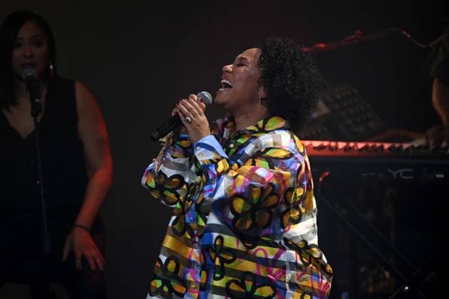 Emeli SANDE, Saengerin, Musikerin, singend, Gesang, Konzert, Verleihung Deutscher Nachhaltigkeitspreis in Duesseldorf am 29.11.2024.