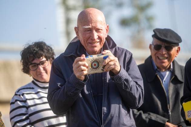 Bilder des Jahres 2024, Entertainment 11 November News Bilder des Tages Sebastiao Salgado receives the 1st Joan Guerrero Award in Santa Coloma de Gramenet Barcelona Photographer Sebastião Salgado during the award ceremony of the 1st Joan Guerrero Award, at the Besòs River Park, on November 30, 2024, in Santa Coloma de Gramenet, Barcelona, Catalonia Spain Brazilian photographer Sebastião Salgado has received the 1st Joan Guerrero Award during a posthumous tribute to the Catalan photographer, The event was held as part of the acts of recognition to Guerrero, organized by Catalunya Mirades Solidàries together with the Diputació de Barcelona, the City Council of Santa Coloma de Gramenet and MNAC 30 NOVEMBER 2024 PRIZE PHOTOGRAPHER PHOTOGRAPHY TRIBUTE Lorena Sopê Santa Coloma de Gramenet, Barcel Santa Coloma de Gra  Copyright: xLorenaxSopÃªnax 6377190