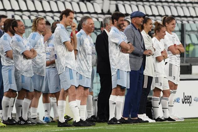 Foto IPP Massimo Rana Torino 25-05-2021 La partita del cuore 2021 Nazionale cantanti-Campioni per la ricerca nella foto tavares carlos ed elkann john Italy Photo Press - World Copyright *** Photo IPP Massimo Rana Turin 25 05 2021 The match of the heart 2021 National singers Champions for research in the photo tavares carlos and elkann john Italy Photo Press World Copyright 