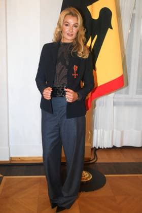Verleihung des Verdienstordens zum Tag des Ehrenamtes Berlin, 4.12..2024 Franziska van Almsick bei der Verleihung des Verdienstordens zum Tag des Ehrenamtes Berlin Germany Copyright: xPictureteamx