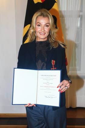 Verleihung des Verdienstordens zum Tag des Ehrenamtes Berlin, 4.12..2024 Franziska van Almsick bei der Verleihung des Verdienstordens zum Tag des Ehrenamtes Berlin Germany Copyright: xPictureteamx
