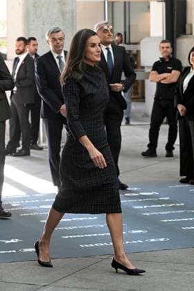 Queen Letizia presides over the commemoration of the 35th anniversary of El Mundo Queen Letizia on her arrival at the commemoration of the 35th anniversary of El Mundo and delivery of the XXII edition of the International Awards of El Mundo , on December 5, 2024, in Madrid Spain FAMOUS ANNIVERSARY EL MUNDO QUEEN José José Madrid Madrid Madrid Spain  Copyright: xJosÃ xOlivax 6387749