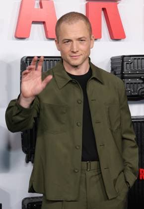 LOS ANGELES, CA - DECEMBER 5: Taron Egerton at the Netflix Premiere of Carry-On at The Egyptian Theater in Los Angeles, California on December 5, 20224. Copyright: xFayexSadoux