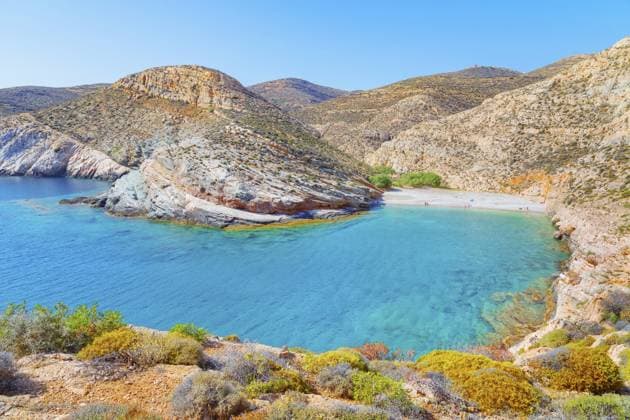 Strand Livadaki, Insel Folegandros, Kykladen, Griechenland, Europa Livadaki beach, Folegandros Island, Cyclades Islands, Greece, Europe Copyright: imageBROKER MarcoxSimoni iblsim11905839.jpg