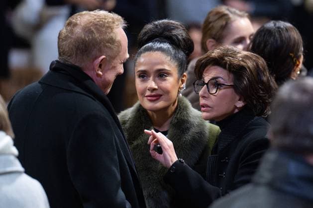 Official Reopening of Notre-Dame de Paris - Inside Francois Henri Pinault, and his wife Salma Hayek with Rachida Dati, Minister of Culture, attending the reopening ceremony of Notre-Dame Cathedral in Paris, on December 7, 2024. A jewel of Gothic art, a place of worship and culture, a universal symbol of France and its history, Notre-Dame Cathedral in Paris will reopen its doors on December 7 and 8, five years after the terrible fire that ravaged it on April 15, 2019. Photo by Eric Tschaen Pool ABACAPRESS.COM Paris France  Copyright: xPool ABACAx
