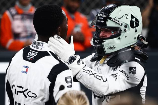 December 8, 2024, Abu Dhabi, United Arab Emirates: Brad Pitt and Damson Idris playing drivers of the fictional Apex APXGP F1 team in the upcoming F1 movie is seen on a movie set during Formula 1 Abu Dhabi Grand Prix at Yas Marina Circuit. Abu Dhabi United Arab Emirates - ZUMAz156 20241208_zip_z156_135 Copyright: xBeataxZawrzelx
