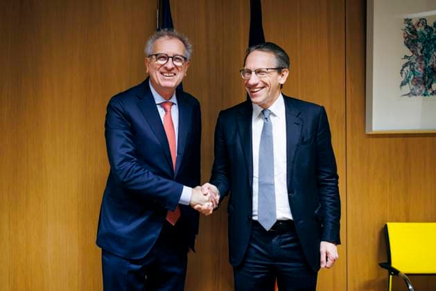 News Themen der Woche KW50 News Bilder des Tages Joerg Kukies, Bundesfinanzminister (SPD), trifft Pierre Gramegna, Ehemaliger Finanzminister von Luxemburg und Geschaeftsfuehrender Direktor des Europaeischen Stabilitaetsmechanismus zu einem Gespraech im Rahmen des Eurogruppe ECOFIN-Rates in Bruessel, 10.12.2024. Fotografiert im Auftrag des Bundesministerium der Finanzen (BMF) Bruessel Belgien *** Joerg Kukies, Federal Minister of Finance SPD , meets Pierre Gramegna, Former Minister of Finance of Luxembourg and Managing Director of the European Stability Mechanism for a discussion at the Eurogroup ECOFIN Council in Brussels, 10 12 2024 Photographed on behalf of the Federal Ministry of Finance BMF Brussels Belgium Copyright: xFelixxZahn BMFx