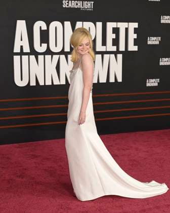 Entertainment Themen der Woche KW50 Entertainment Bilder des Tages 10 December 2024 Hollywood, California Elle Fanning World Premiere of A Complete Unknown at The Dolby Theatre Photo Credit Billy Bennight AdMedia 312203 2024 12 10 California Hollywood Etats Unis  Copyright: xAdMediax STAR_312203_033