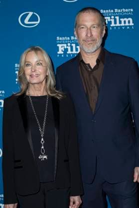 Bo Derek mit Ehemann John Corbett bei der 17. Verleihung des Kirk Douglas Award for Excellence in Film auf dem 40. Santa Barbara International Film Festival im Hotel Ritz-Carlton Bacara. Santa Barbara, 11.12.2024