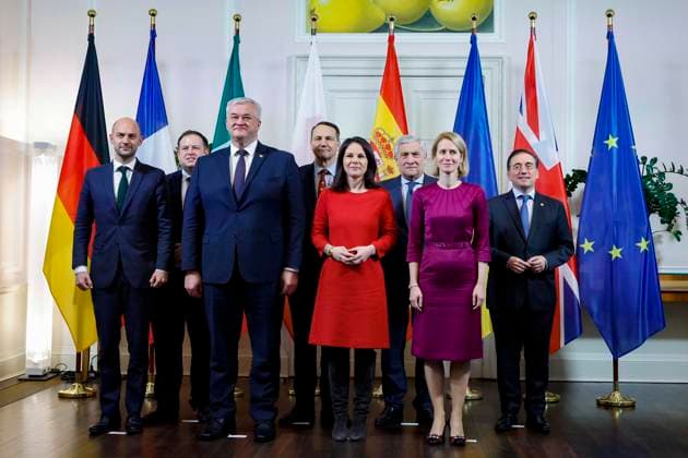 News: Bilder des Jahres 2024, News 12 Dezember News Themen der Woche KW50 News Bilder des Tages December 12, 2024, Berlin, GERMANY: (L-R) French Foreign Affairs Minister Jean-Noel Barrot, Britain s Minister of State for Europe, North America and Overseas Territories Stephen Doughty, Ukrainian Foreign Minister Andrij Sybiha, Poland Foreign Affairs Minister Radoslaw Sikorski, German Foreign Minister Annalena Baerbock, Italian Foreign Minister and Deputy Prime Minister Antonio Tajani, High Representative for Foreign Affairs and Security Policy and Vice-President of the European Commission Kaja Kallas and Spanish Foreign Minister J?osÃ Manuel Albares Bueno during a Foreign Ministerial Meeting at Villa Borsig, Berlin, Germany, 12 December 2024. ANSA FABIO FRUSTACI Berlin GERMANY  - ZUMAa110 20241212_zaf_a110_019 Copyright: xFabioxFrustacix