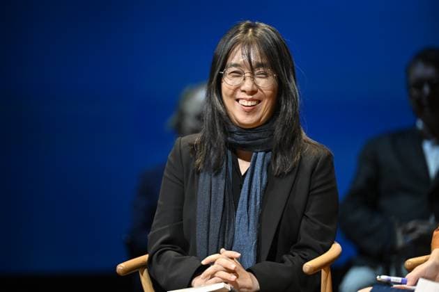 Bilder des Jahres 2024, Entertainment 12 Dezember Entertainment Themen der Woche KW50 Entertainment Bilder des Tages Han Kang Lesung in Stockholm STOCKHOLM, SVERIGE 20241212 Arets Nobelpristagare i litteratur, den sydkoreanska författaren Han Kan, läser pa Dramatens stora scen. STOCKHOLM SVERIGE x10060x *** STOCKHOLM, SWEDEN 20241212 This years Nobel Prize winner in literature, the South Korean author Han Kan, reads on the main stage of the Royal Dramatic Theater STOCKHOLM SWEDEN x10060x  Copyright: xHenrikxMontgomery TTx NOBEL 2024 HAN KANG NOBELLÄSNING gtQx8OYbwJk