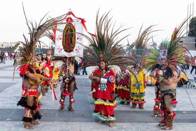 December 13, 2024: Mexico City, Mexico. To celebrate the day of the Virgin of Guadalupe, some indigenous peoples dance their traditional dances as an offering in the capital s basilica. - ZUMAl178 20241213_znp_l178_020 Copyright: xCristianxLeyvax