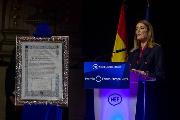 Forum Europa 2024 Award ceremony for Roberta Metsola in Madrid - 13 Dec 2024 Roberta Metsola, President of the European Parliament speaks during the Forum Europa 2024 Award ceremony. Madrid Spain Copyright: xDavidxCanalesx xSOPAxImagesx DCNEFMetzola241211-27