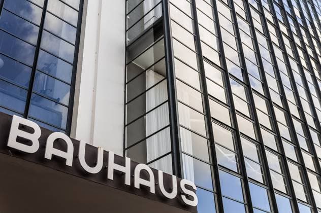 das Bauhaus Dessau in Sachsen Anhalt Deutschland das Bauhaus Dessau in Sachsen Anhalt Deutschland Copyright: xZoonar.com stockfotos-mgx 22365831