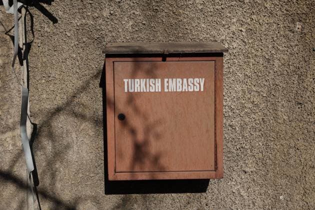 News Themen der Woche KW50 Turkey Reopens Damascus Embassy After Assad s Fall Turkey reopened its embassy in Syria on Saturday, becoming the first country to do so since the end of Bashar al-Assad’s rule last weekend, in Damascus, Syria, on December 14, 2024. Photo by Ugur Yildirim DIA Images ABACAPRESS.COM Damascus Syria  Copyright: xDIAxImages ABACAx