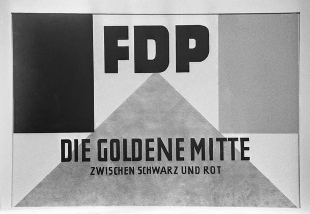 Archivbilder der Woche KW50 Deutschland, Bonn, 30.09.1994 Archiv.: 49-57-17 Historische Wahlplakate Foto: Wahlplakat der FDP Historische Wahlplakate *** Germany, Bonn, 30 09 1994 Archive 49 57 17 Historical election posters Photo FDP election poster Historical election posters