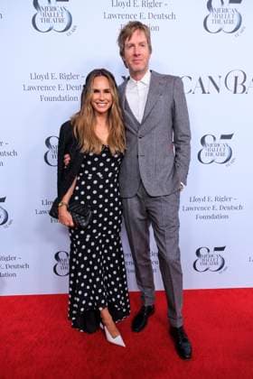 Bilder des Jahres 2024, Entertainment 12 Dezember Entertainment Bilder des Tages December 16, 2024, Beverly Hills, California, USA: Keltie Knight and Chris Knight (L-R) on the red carpet at the American Ballet Theatre Holiday Benefit on Monday December 16, 2024 at the Beverly Hilton Hotel in Beverly Hills, California. ARIANA RUIZ PI Beverly Hills U.S - ZUMAp124 20241216_zaa_p124_040 Copyright: xArianaxRuizx