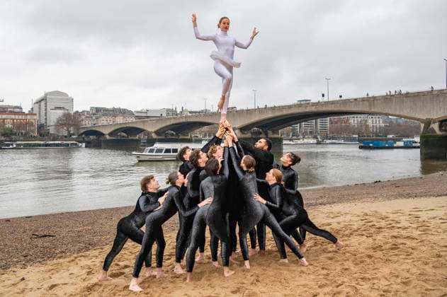 Entertainment Themen der Woche KW51 Entertainment Bilder des Tages UK premiere of DUCK POND at the South Bank Centre - Photocall Performers from Australian Circus troupe CIRCA arrive in London for the UK premiere of DUCK POND at the South Bank Centre this Christmas from 19 30 December 2024, Credit:Robin Pope Avalon United Kingdom, London  Copyright: xRobinxPopex xAvalonx 0947713617