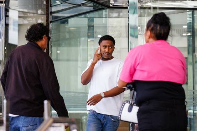 Bilder des Jahres 2024, Entertainment 12 Dezember YUNG FILLY COURT, Andres Felipe Valencia Barrientos, the British YouTuber and rapper known as ?Yung Filly? is seen leaving the Perth Magistrates Court in Perth, Thursday, December 19, 2024. ( NO ARCHIVING, EDITORIAL USE ONLY, NO USE IN BOOKS WITHOUT CONSENT  Copyright: xRICHARDxWAINWRIGHTx 20241219151669589686