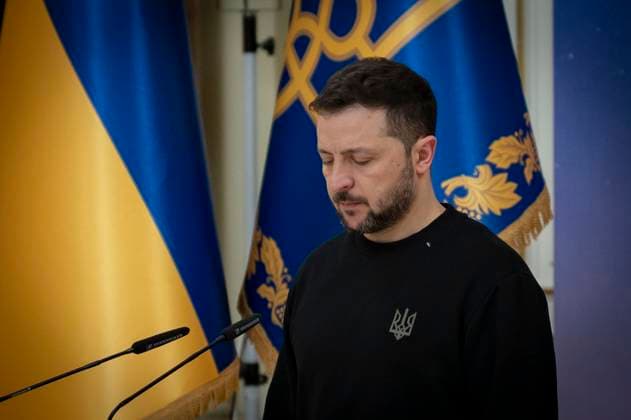 News Bilder der Woche KW51 News Bilder des Tages President of Ukraine Volodymyr Zelenskyy meet with employees of the energy sector President of Ukraine Volodymyr Zelenskyy meet with employees of the energy sector and presented them with state awards, Ukraine, on 20 December 2024. Photo by PRESIDENT OF UKRAINE apaimages Ukraine Ukraine Ukraine 201224_Ukraine_UPO_00(20).jpeg Copyright: xapaimagesxPRESIDENTxOFxUKRAINEx xapaimagesx