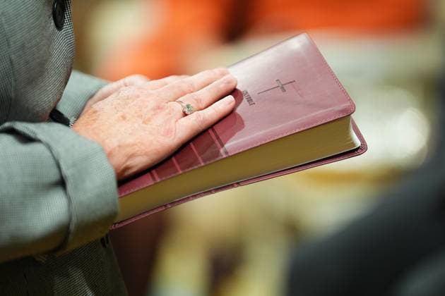 December 20, 2024, Ottawa, On, Canada: Minister of Seniors Joanne Thompson holds a bible during a cabinet swearing-in ceremony at Rideau Hall in Ottawa, on Friday, Dec.20, 2024. Ottawa Canada  - ZUMAc35_ 20241220_zaf_c35_055 Copyright: xSeanxKilpatrickx