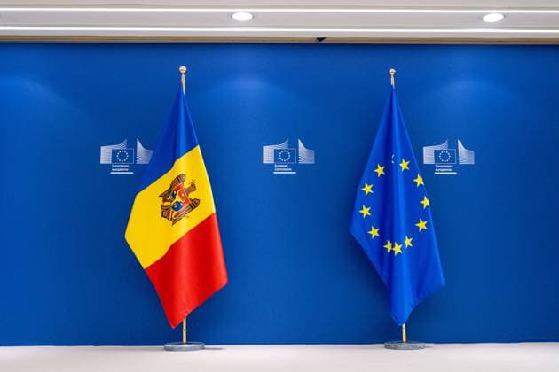 BRUSSELS EUROPEAN COMMISSION MAIA SANDU European flag and Moldovan flag for the meeting between the President of the Republic of Moldova Maia Sandu and the President of the European Commission Ursula Von Der Leyen in the Berlaymont in Brussels in Belgium on 10 december 2024 Moldova has been a candidate to join the European Union since Russia started the war in Ukraine European flag and Moldovan flag for the meeting between the President of the Republic of Moldova Maia Sandu and the President of the European Commission Ursula Von Der Leyen at the Berlaymont in Brussels in Belgium on 10 December 2024 Moldova has been a candidate to join the European Union since Russia started the war in Ukraine Brussels Berlaymont, Headquarters of the Belgiu 