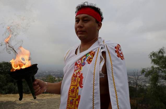 Dancers In Mexico Perform Pre-Hispanic Ceremony To Welcome Winter Solstice Dancers on the Cerro de la Estrella in Mexico City, Mexico, perform a pre-Hispanic ceremony and dance to welcome the winter solstice on December 21, 2024. Mexico City Mexico  Copyright: xGerardoxVieyrax originalFilename: vieyra-notitle241221_npDt6.jpg