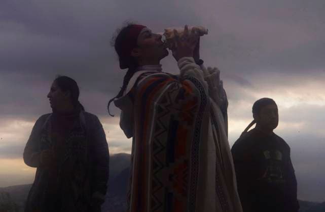 Dancers In Mexico Perform Pre-Hispanic Ceremony To Welcome Winter Solstice A dancer plays the conch shell on the Cerro de la Estrella in Mexico City, Mexico, on December 21, 2024, while a group of dancers performs a pre-Hispanic ceremony to welcome the winter solstice. Mexico City Mexico  Copyright: xGerardoxVieyrax originalFilename: vieyra-notitle241221_npdnF.jpg