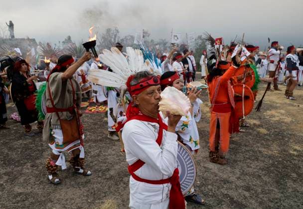 Dancers In Mexico Perform Pre-Hispanic Ceremony To Welcome Winter Solstice Dancers on the Cerro de la Estrella in Mexico City, Mexico, perform a pre-Hispanic ceremony and dance to welcome the winter solstice on December 21, 2024. Mexico City Mexico  Copyright: xGerardoxVieyrax originalFilename: vieyra-notitle241221_npARw.jpg