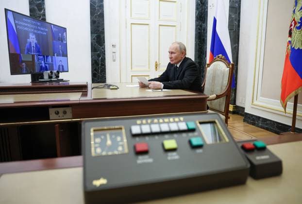 News Themen der Woche KW52 News Bilder des Tages Russia Putin Economy 8834992 23.12.2024 Russian President Vladimir Putin holds a meeting on economic issues via videoconference at the Kremlin in Moscow, Russia. Alexander Kazakov POOL Moscow Russia  Copyright: xAlexanderxKazakovx