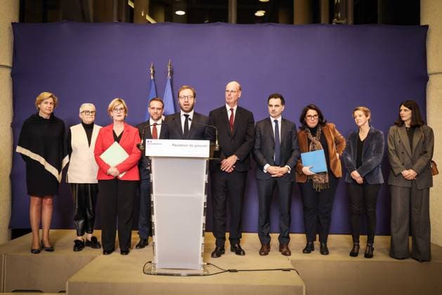 News Themen der Woche KW52 News Bilder des Tages Paris, France le 23 decembre 2024 - Ceremonie de passation de pouvoir entre Antoine Armand, Laurent Saint-Martin et Eric Lombard au Ministere des Finances de Bercy - Handover ceremony between Antoine Armand, Laurent Saint-Martin and Eric Lombard at the Ministry of Finance in Bercy  Copyright: xSebastienxTOUBONx