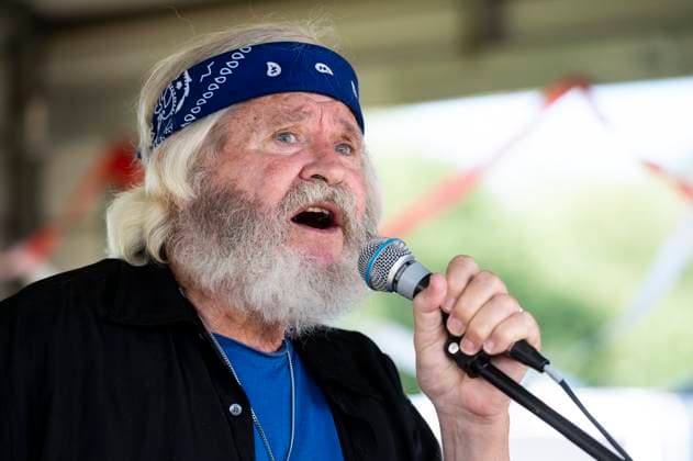 Ben Jones CooterÕs Place UNITED STATES - SEPTEMBER 5: Former Rep. Ben ÒCooterÓ Jones performs with CooterÕs Garage Band during his birthday celebration at CooterÕs Place in Luray, Va., on Saturday, Sept. 5, 2020. (Photo By Bill Clark CQ Roll Call) Luray VA United States EDITORIAL USE ONLY Copyright: x x2020xCQ-RollxCallx BillxClarkx rollcallpix130178