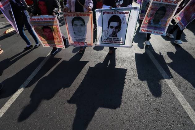 Relatives Of The 43 Missing Students Rally - Mexico City Relatives of the 43 missing students from Ayotzinapa take part during a demonstration from the Glorieta de Peralvillo to the Basilica of Guadalupe. Mexico City, Mexico, December 26, 2024. Photo by Carlos Santiago Eyepix Group ABACAPRESS.COM. Mexico City Mexico  Copyright: xEyepix ABACAx