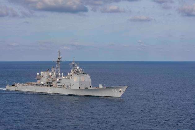 December 16, 2024, Red Sea, International Waters: The U.S Navy Ticonderoga-class guided-missile cruiser USS Gettysburg patrols international waters as part of Operation Prosperity Guardian, December 16, 2024 on the Red Sea. Red Sea International Waters - ZUMAp138 20241216_zaa_p138_002 Copyright: xMc2xKaitlinxYoung U.SxNavyx
